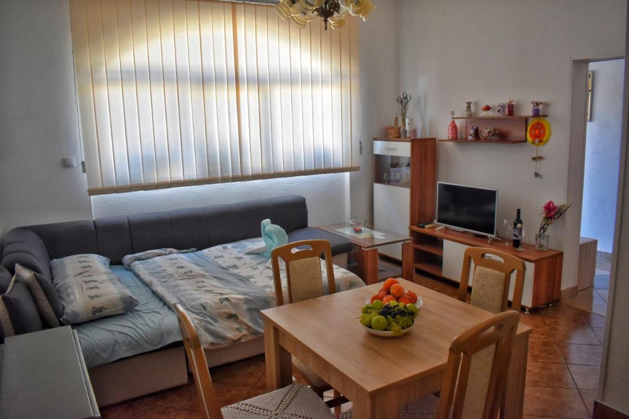 Appartement Apartman Samardzic à Trebinje Extérieur photo