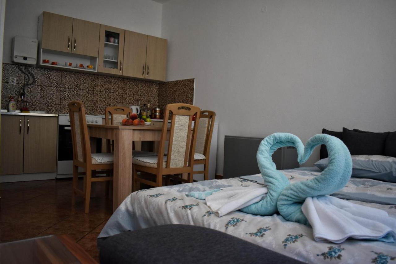 Appartement Apartman Samardzic à Trebinje Extérieur photo