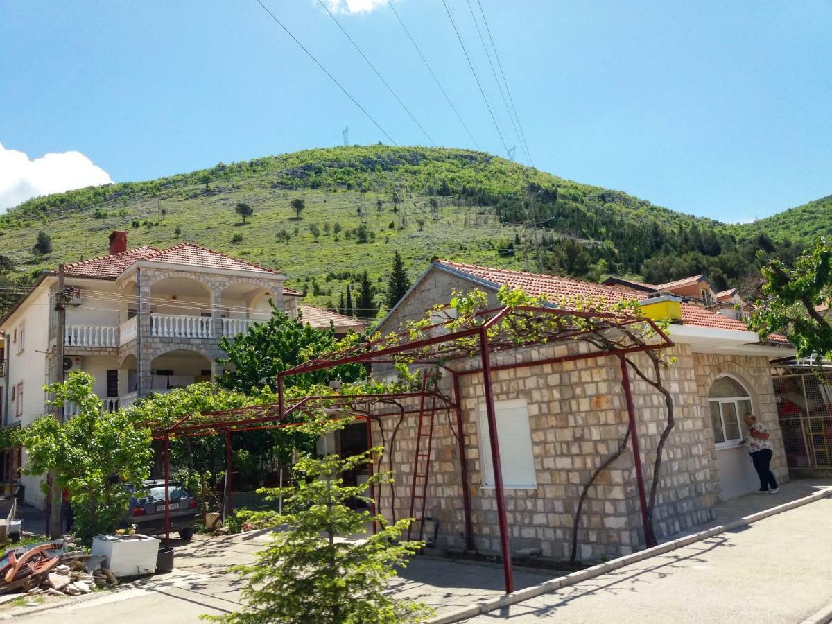 Appartement Apartman Samardzic à Trebinje Extérieur photo